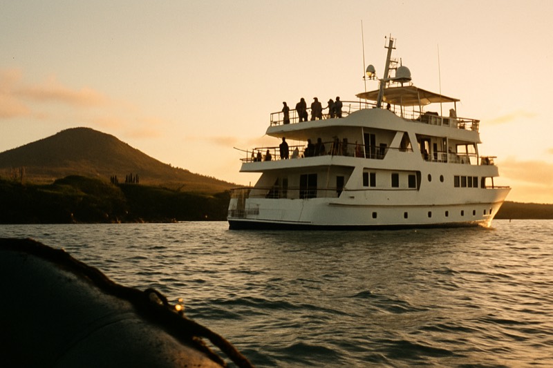 7-Day Isabela II Cruise